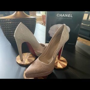 🔥BCBGMAXAZRIA Heels